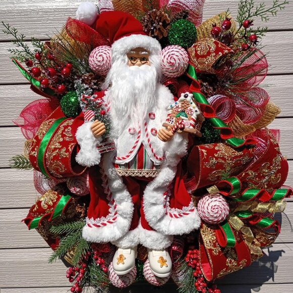 Santa Christmas Wreath, Deluxe Christmas Wreath, Traditional Christmas, - Picture 8 of 10